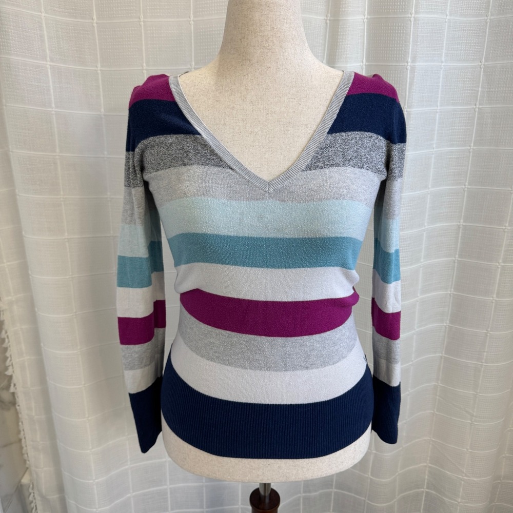 Y2K V-Neck American Eagle Long Sleeve Striped Sweater Size Medium Womens